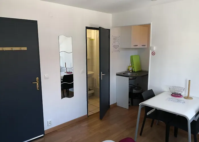 300M De La Plage Et Commerces Lägenhet Berck